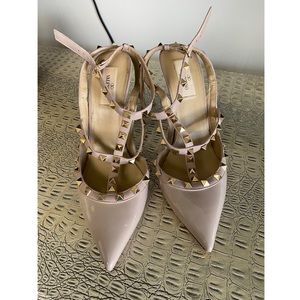 Valentino RockStud Pump